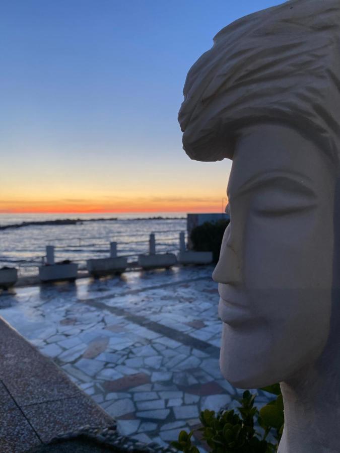 Villa Ancora bilocale Marina di Massa Esterno foto