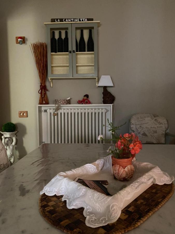 Villa Ancora bilocale Marina di Massa Esterno foto