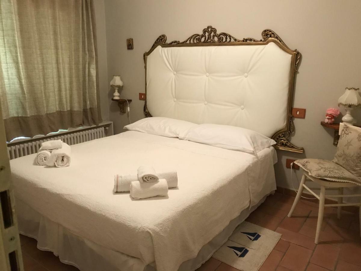Villa Ancora bilocale Marina di Massa Esterno foto