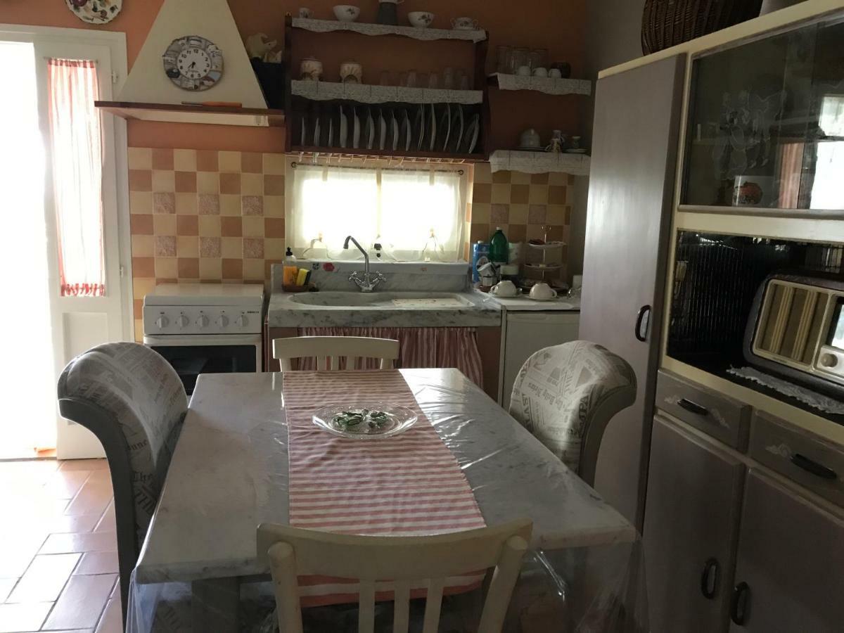 Villa Ancora bilocale Marina di Massa Esterno foto